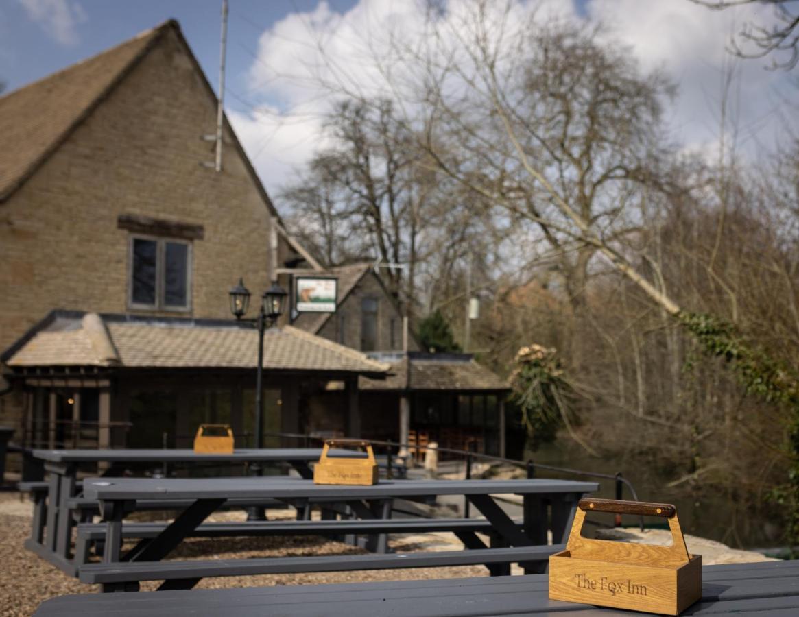Hotel The Fox At Barrington à Burford Extérieur photo