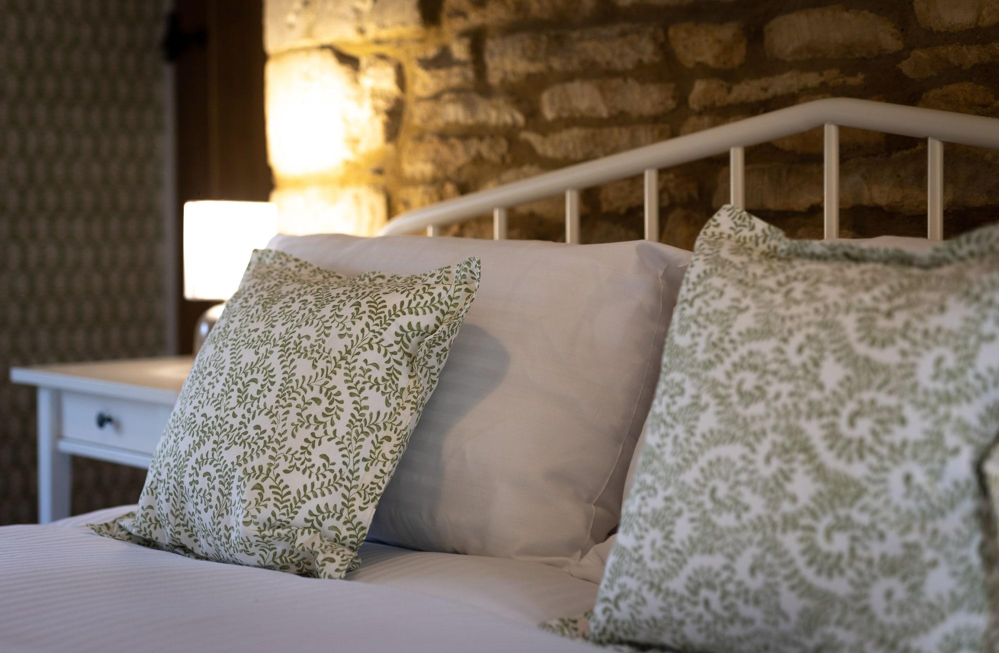 Hotel The Fox At Barrington à Burford Extérieur photo