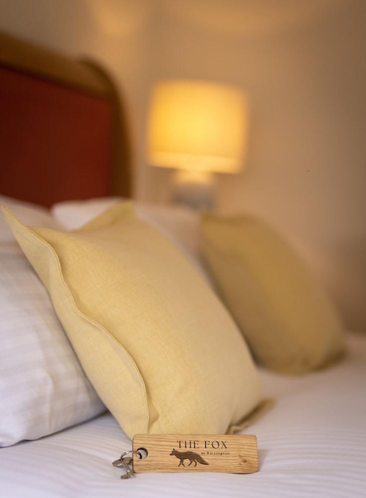Hotel The Fox At Barrington à Burford Extérieur photo
